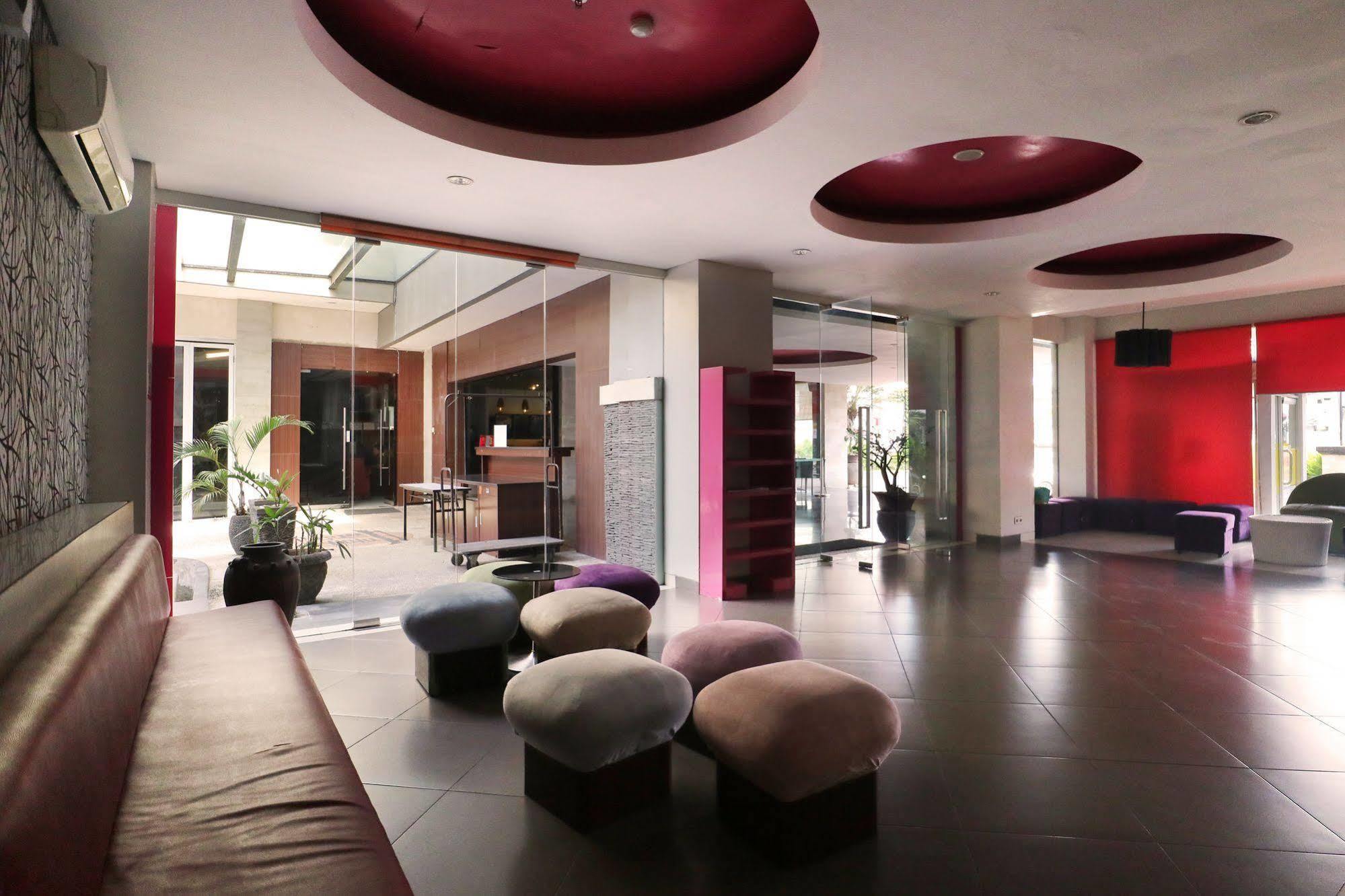 Inna 8 Lifestyle Hotel Denpasar Eksteriør bilde